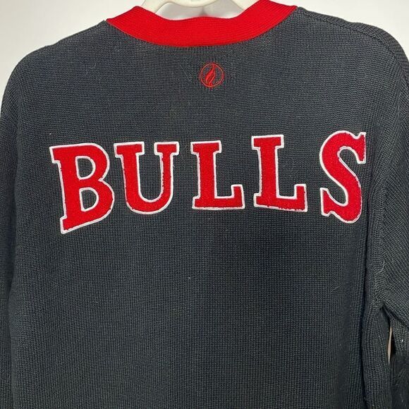 FISLL Bulls cardigan knit sweater - Picture 6 of 9